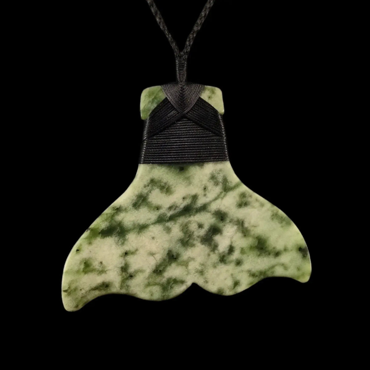 Hiku Tohorā - Whale Tail