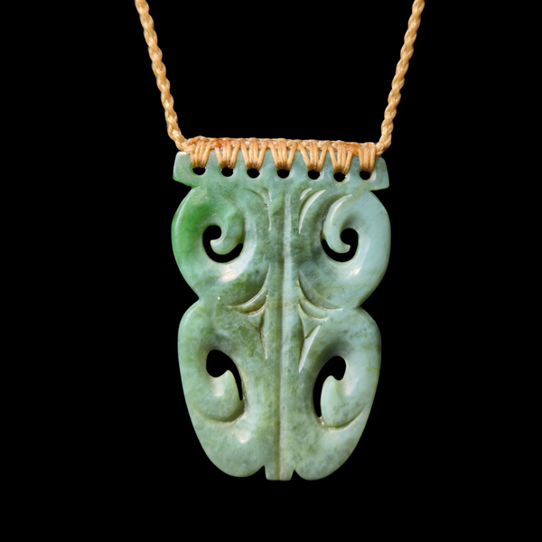 Kōuma Inanga Moko Kauae- Greenstone Breastplate Pendant
