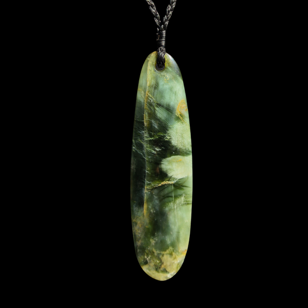 Roimata Chatoyant Tangiwai- Greenstone Teardrop Pendant