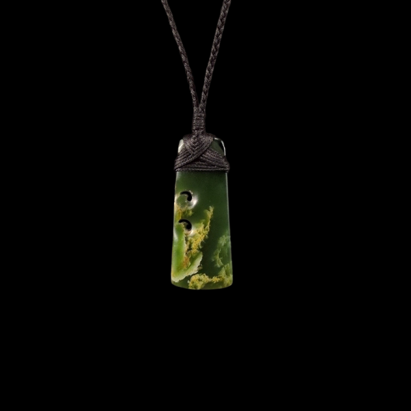 Hei Toki Koru Raukaraka - Greenstone Adze Spiral Pendant