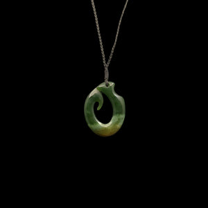 Hei Matau Raukaraka - Greenstone Fishhook Pendant