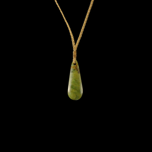 Roimata Raukaraka - Greenstone Teardrop Pendant