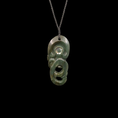 Manaia Kawakawa - Greenstone Guardian Pendant - Sands Carving Studio