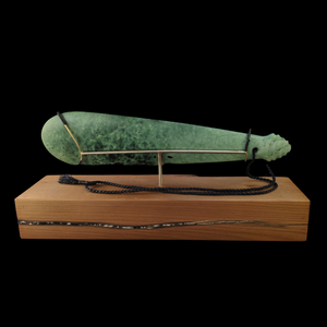 Mere Kawakawa Inanga - Greenstone Short Club
