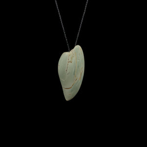 Rei Puta Inanga - Greenstone Tooth Pendant