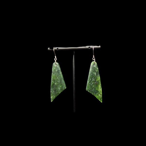 Mau Taringa Kawakawa - Pounamu Earrings