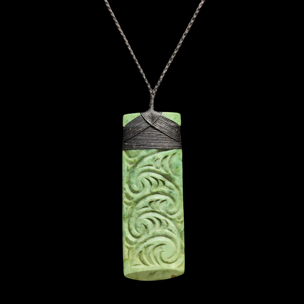 Hei Toki Inanga - Greenstone Adze Pendant