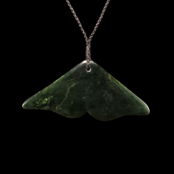 Hiku Tohorā Kawakawa - Greenstone Whale Tail Pendant
