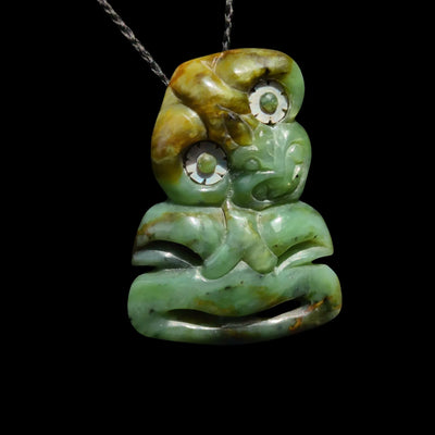 Hei Tiki Totoweka- Greenstone Tiki Pendant - Sands Carving Studio