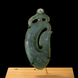 Manaia Pounamu Sculpture - Mike Matchitt