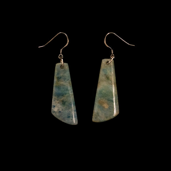 Aotea Mau Taringa - Greenstone Earrings