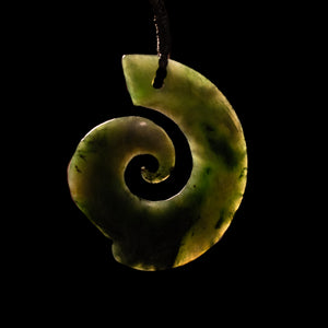 Kawakawa Pounamu Koru Hei Matau - Hook Spiral Pendent