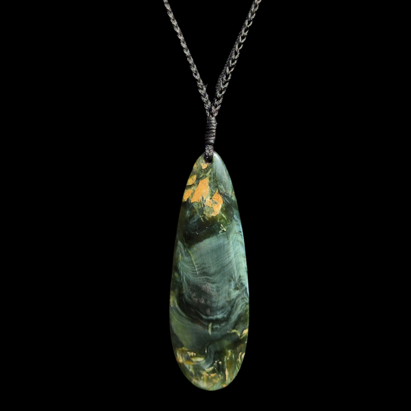 Roimata Chatoyant Tangiwai- Greenstone Teardrop Pendant