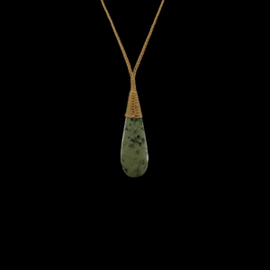 Roimata Kokopu - Greenstone Teardrop Pendant