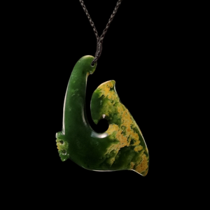 Hei Matau Raukaraka - Greenstone Fishhook Pendant