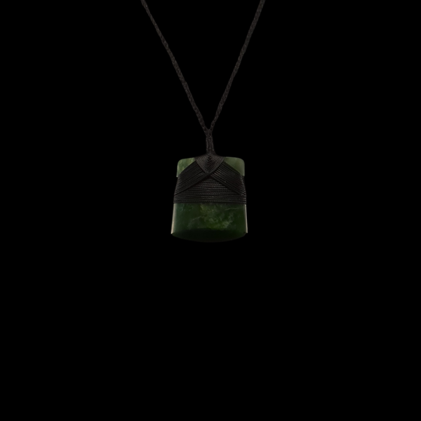 Hei Toki Kahurangi - Greenstone Adze Pendant