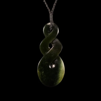 Pikorua Raukaraka - Greenstone Twist Pendant - Sands Carving Studio