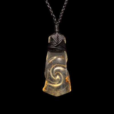 Hei Toki Koru Kāpia - Kauri Gum Spiral Adze Pendant - Sands Carving Studio