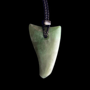 Inanga Rei Niho - Whale Tooth Pendant
