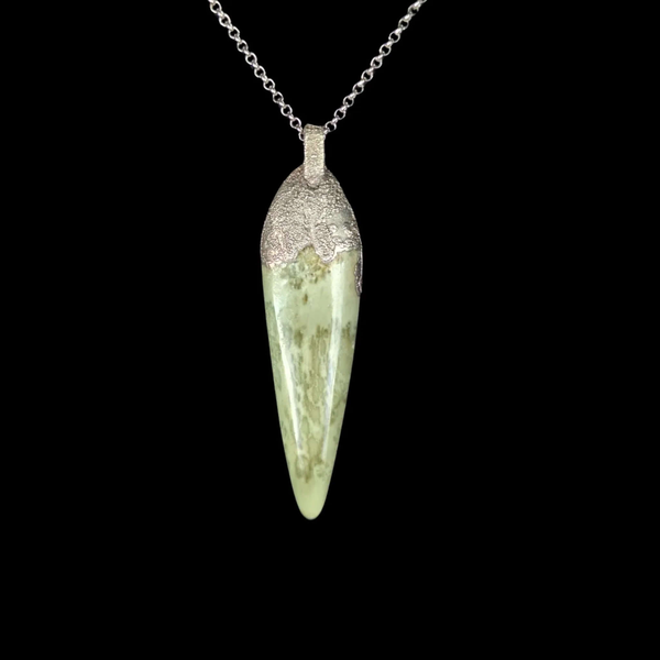 Roimata Kōkopu with Sterling Silver Cap- Greenstone Teardrop Pendant - Sands Carving Studio