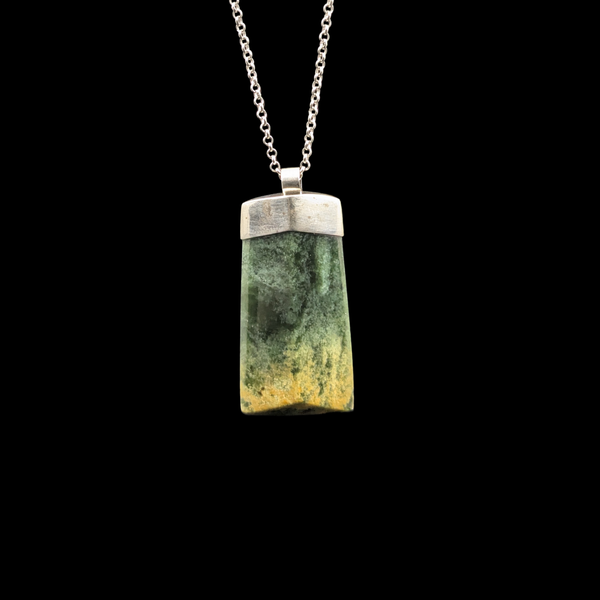 Hei Toki Kawata Raukaraka - Sterling Silver Greenstone Necklace