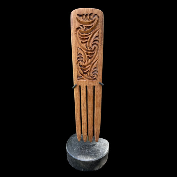 Traditional Maori Heru Comb