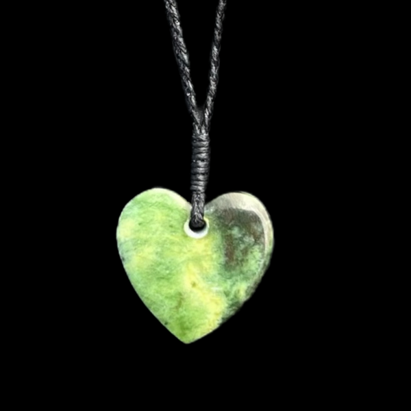 Pounamu Manawa - New Zealand Jade Heart Pendant