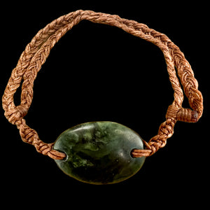 Stapelbares geflochtenes Armband aus neuseeländischer Pounamu-Jade