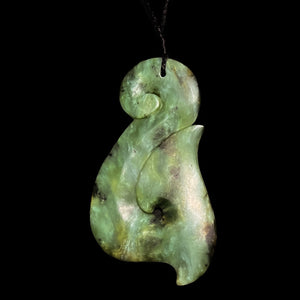 Putiputi Matau - Flower Jade Hook Pendant