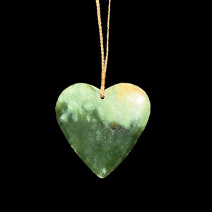 Pounamu Manawa - New Zealand Jade Heart Pendant