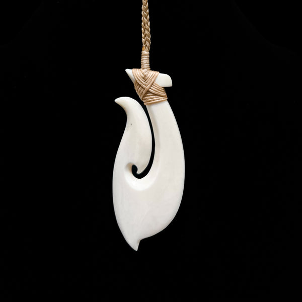 Hawaiian Style carved Simple Mini Black Bone Fish Hook Pendant Men Necklace  