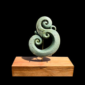 Kokopu Manaia Matau - New Zealand Jade Guardian Hook Sculpture